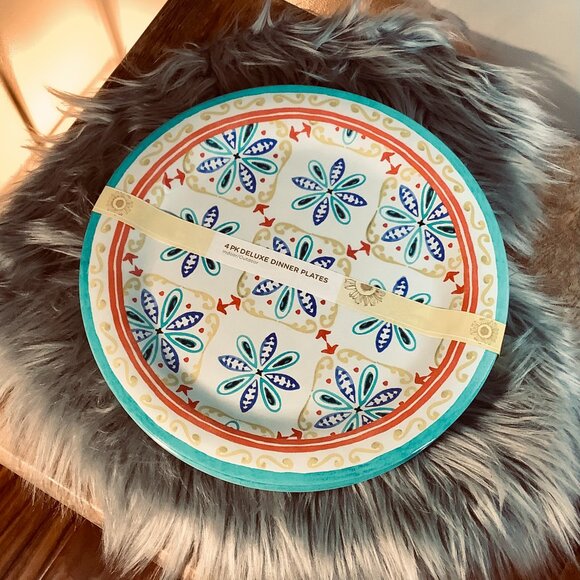 NEW Medallion Melamine Bowl + Plate Set (indoor/outdoor use) - Picture 2 of 3